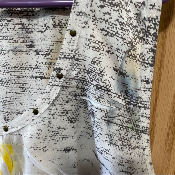 Beverly Drive Watercolor Floral Tank Top - Picture 4 of 5